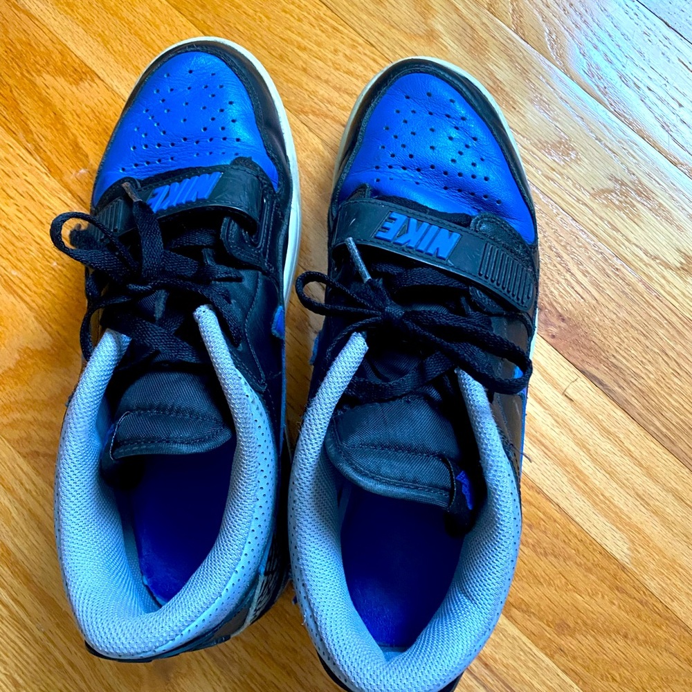 Men’s Jordan’s sneaker 8.5
